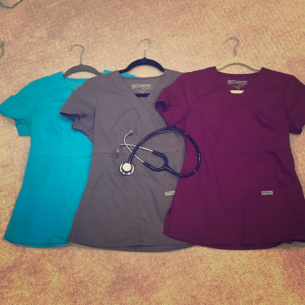 GREY’S ANATOMY BUNDLE❗️LIKE NEW Scrub tops!